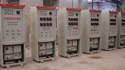 銷(xiāo)售低壓開(kāi)關(guān)柜【千亞電氣】